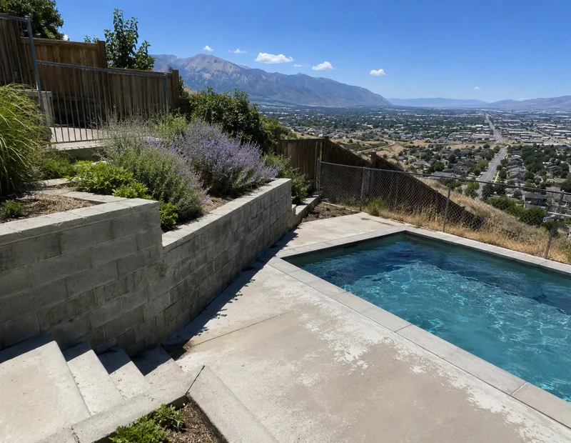 Custom gunite swimming pool and integrated spa under construction in Utah